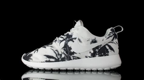 nike roshe run damen weiß mit palmen|Nike Roshe Run Palm Trees Black White (Women's).